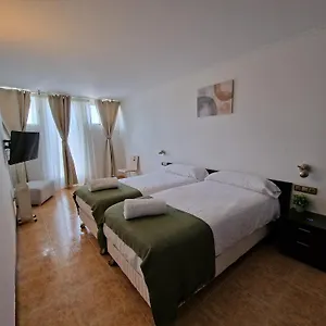 Aussie Ii Guest house San Sebastian
