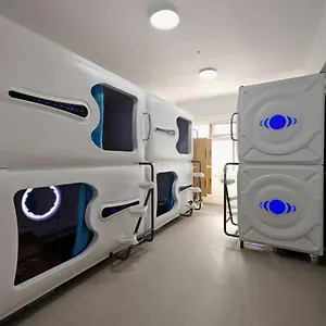 Space Capsule Hostel Madrid